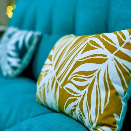My Granada Garden - Mimosa Studio Apartment Luaran gambar