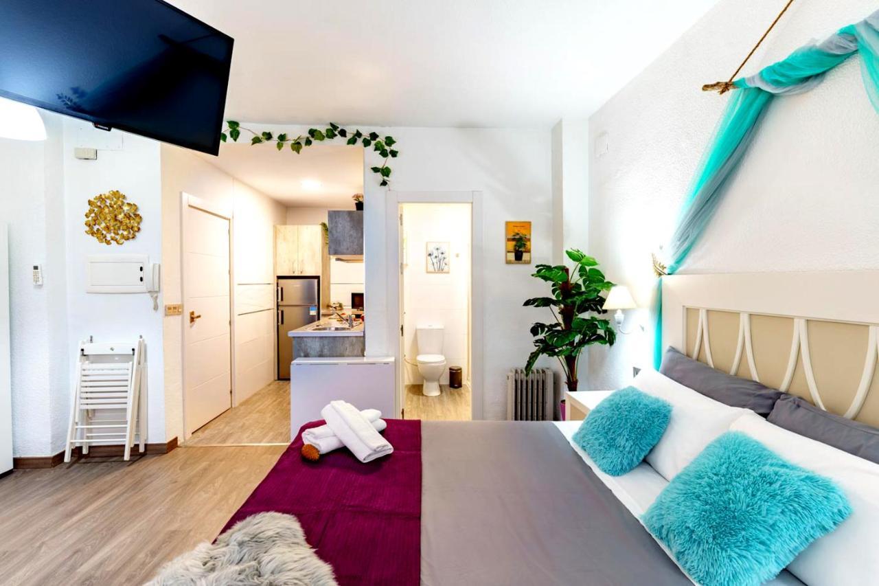 My Granada Garden - Mimosa Studio Apartment Luaran gambar