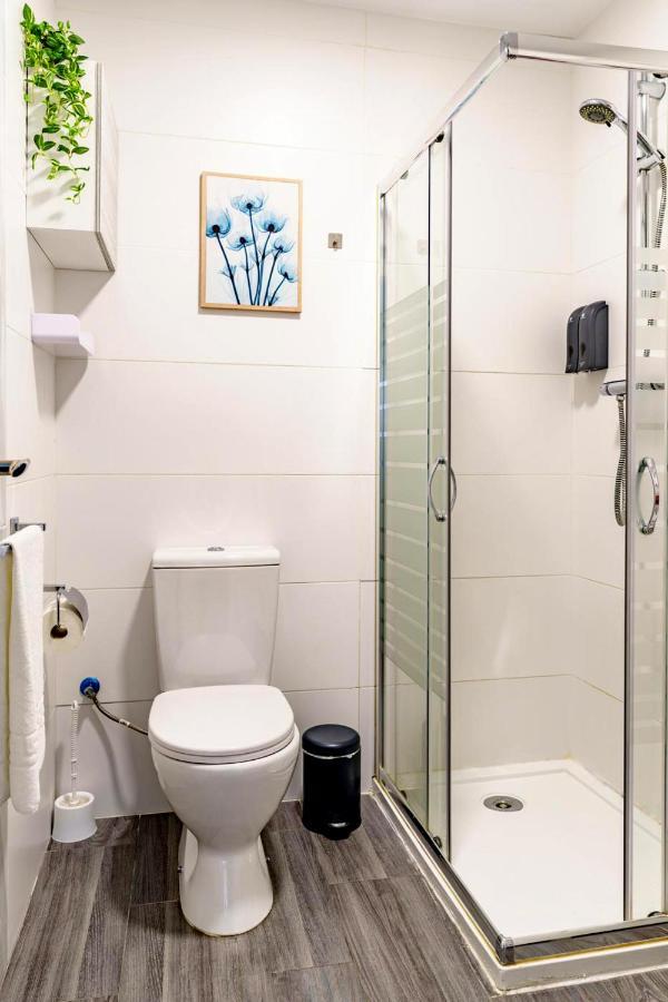 My Granada Garden - Mimosa Studio Apartment Luaran gambar